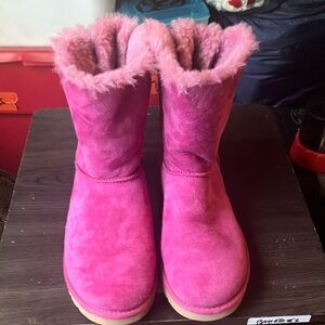 Uggs. Pink. Size 7 women’s